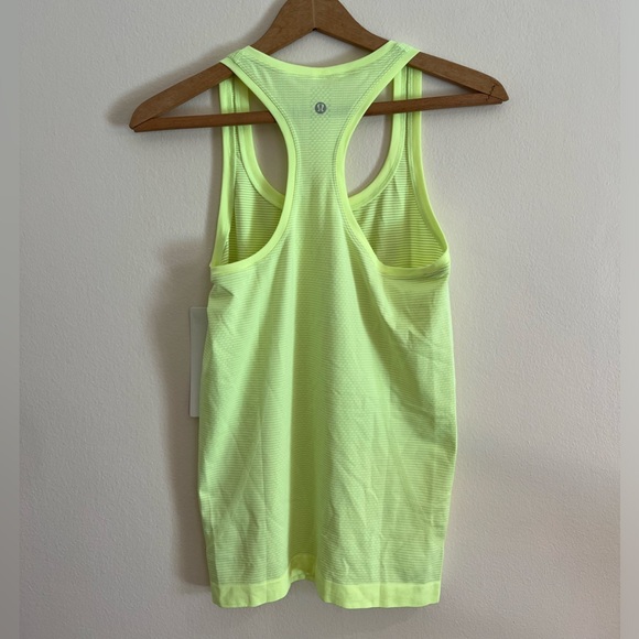 NWT Lululemon Swiftly Tech Racerback Tank Top 2.0, Size 4, Color: Faded Zap - Picture 2 of 7
